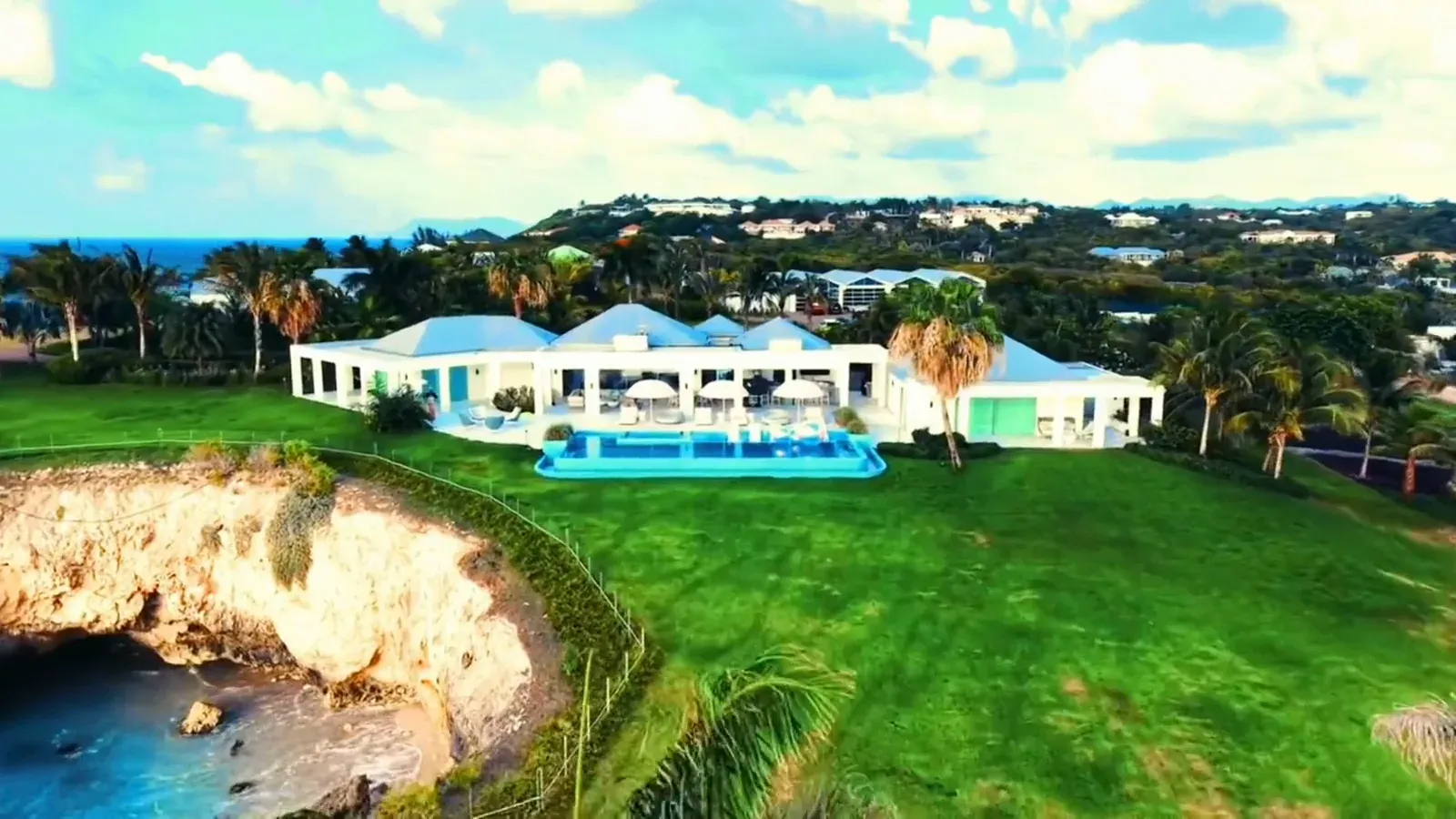 The estate film — a day at Queen B, from the cliffs to the cove
